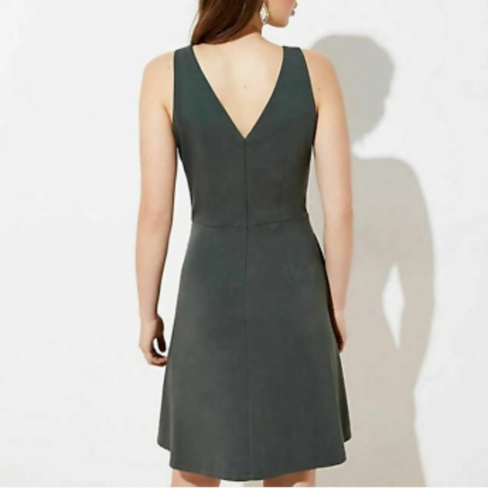 NWT LOFT DRESS - Picture 2 of 4
